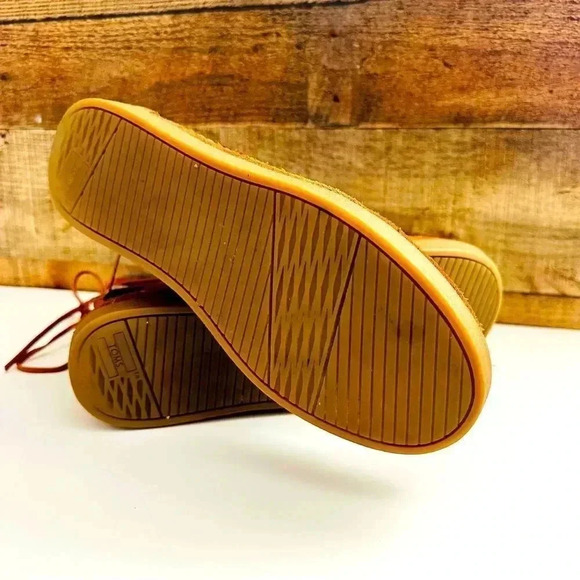 TOMS Nepal Suede Lined With Sherpa Ankle Pull On  Boots - Picture 6 of 8